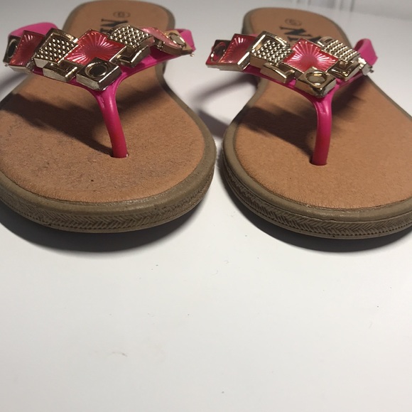 *2/15* Sandal Deal!! - Picture 2 of 5